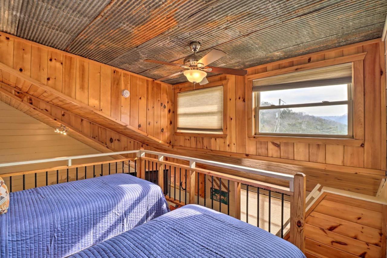 Pet-Friendly Studio With Loft And Mountain Views! Extérieur photo